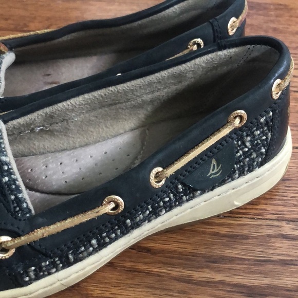 Women’s Sperry’s Shoes - Picture 3 of 6